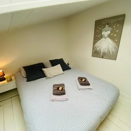 La Madeleine - Maison De Moderne - Terrasse בית נופש לה רושל