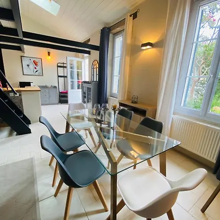 La Madeleine - Maison De Moderne - Terrasse בית נופש לה רושל