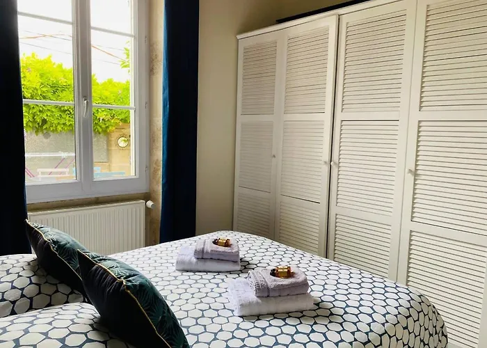 La Madeleine - Maison De Moderne - Terrasse Сasa de vacaciones